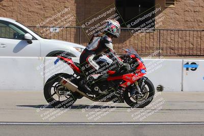 media/Aug-27-2022-Fastrack Riders (Sat) [[c588535105]]/Level 2/Session 1 Start Finish/